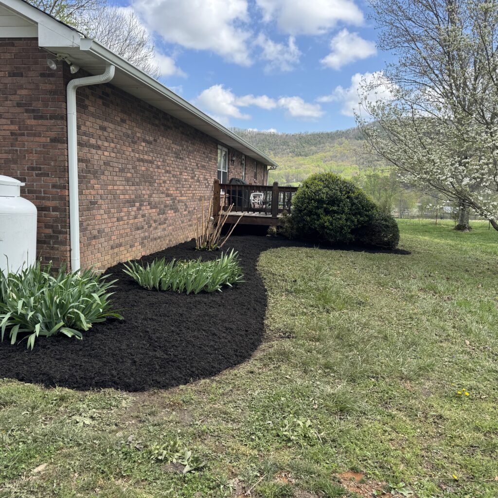 brown mulch in wears valley